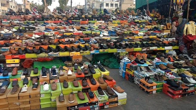 Laal Darwaza Market, Author: anand chowdary