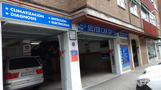 Silver Car GP - Visual