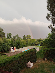 Photo n°4 de Chambres d'hôtes 32400 les 9 lunes à Maulichères (Piscine extérieure)