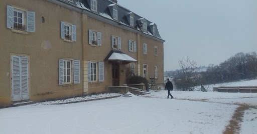 Photo de Maison Cana - les Pothières - Communauté du Chemin Neuf à Pommiers (69480)