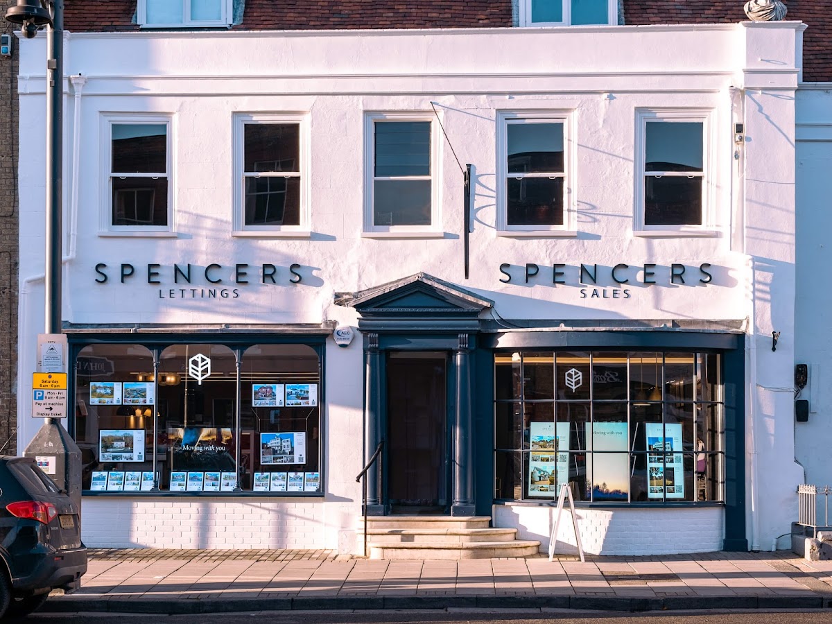 Spencers Estate Agent Lymington