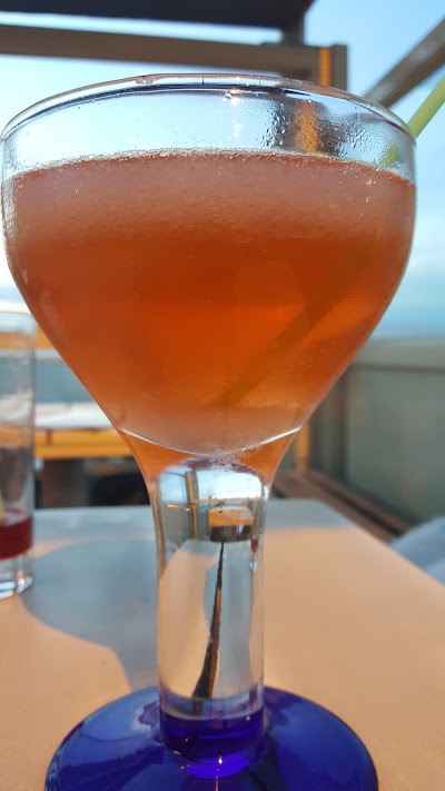 Photos of L' Amiraut&eacute;