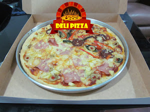 Deli Pizza 3