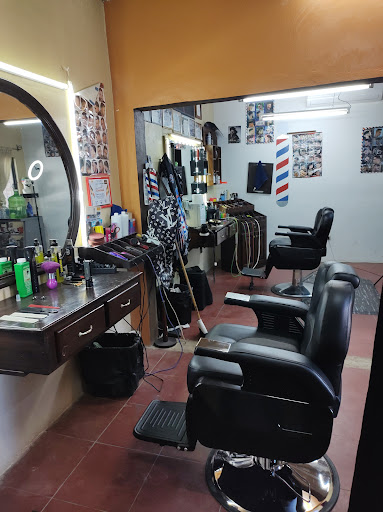Maas Cutz barber shop
