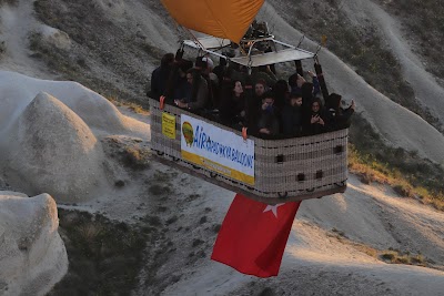 Cappadocia. Camini Di Fata.