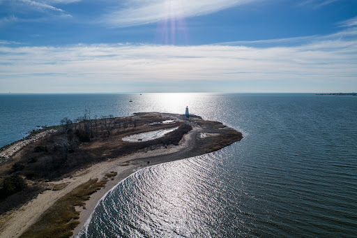 Fayerweather Island Light - Thumbnail