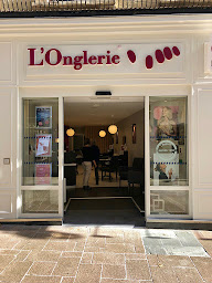 Photo n°3 de L'Onglerie Cherbourg à Cherbourg-en-Cotentin (Salon de manucure)