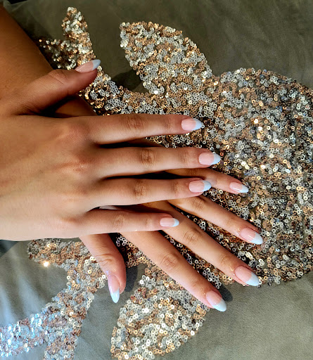 Relaxing Nail Spa - Thumbnail