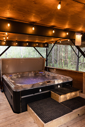 Urban Life Pools & Hot Tubs - Thumbnail