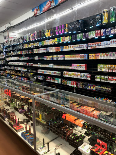 SMOKES R. US , Tobacco And Vape Gallery - United States