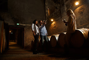 Photo n°18 de ANIMATEUR - 01 ACTION PREMIERE - WINE CAB à Bordeaux (Établissement vinicole)