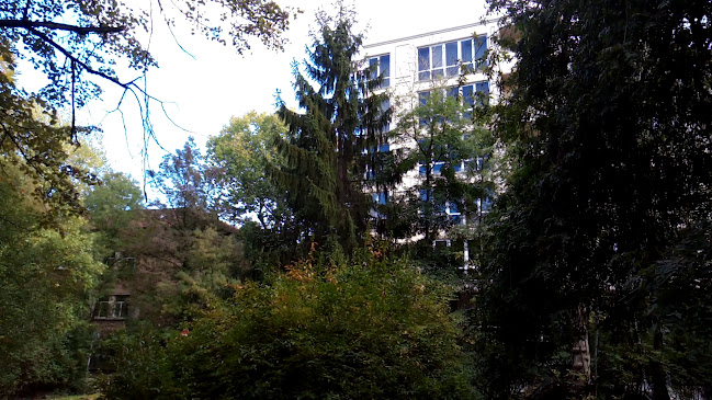 ж.к. Изток, ул. „Атанас Далчев“ 8, 1113 София