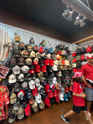 Red Raider Outfitter- Broadway - Thumbnail