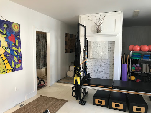 Aproma Studios LLC Gallery - United States