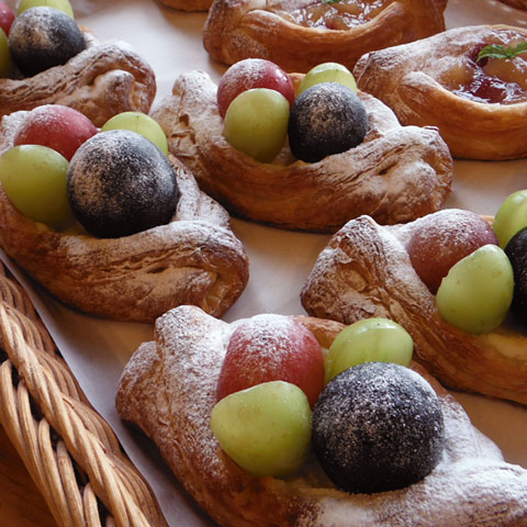 街の焼きたてパン屋さんこむぎ