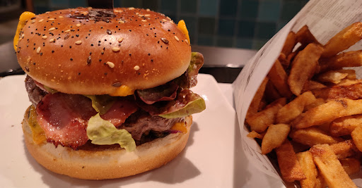 Photo 5 - FOOD BAR