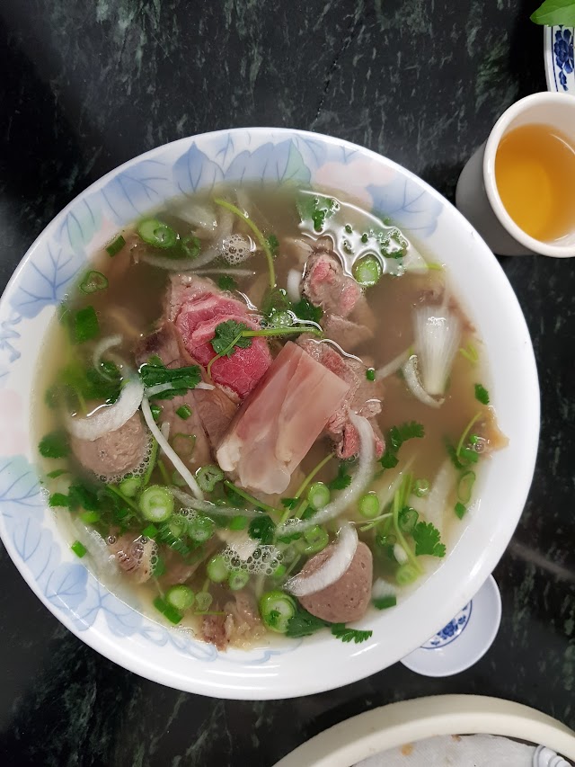 Pho Y1 Noodle House
