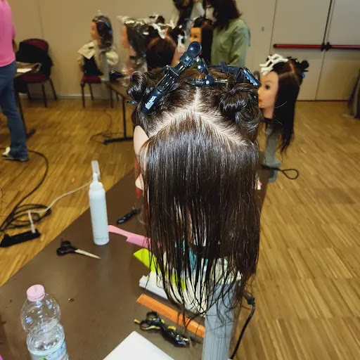 D' Ruth Stils Peluqueria - Thumbnail