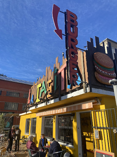 Photo 4 - La Casita Burger