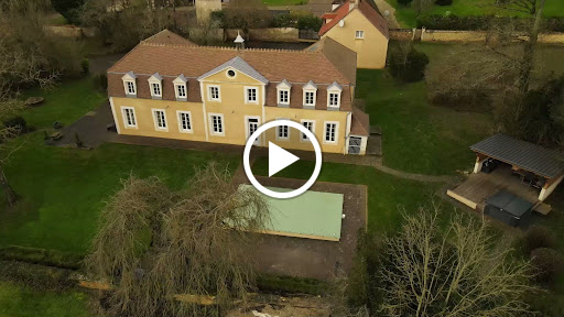 Photo de Gîte Château de Montboulon à Villefargeau (89240)