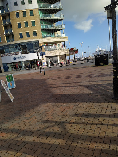 Quay Living - Thumbnail