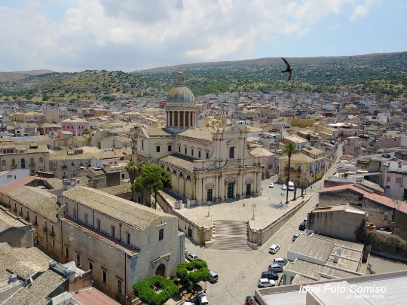 Church of Saint Mary of the Announcement 'Prima Insigne Collegiata' photo
