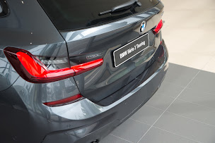 Photo n°15 de BMW Salon-de-Provence - Groupe Autosphere à Salon-de-Provence (Vendeur de voitures d'occasion)