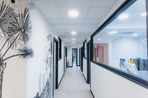 Photo n°7 de Drs Frédérique Thibier et Baptiste Tricard -dentistes à Port-Jérôme-sur-Seine (Dentiste)