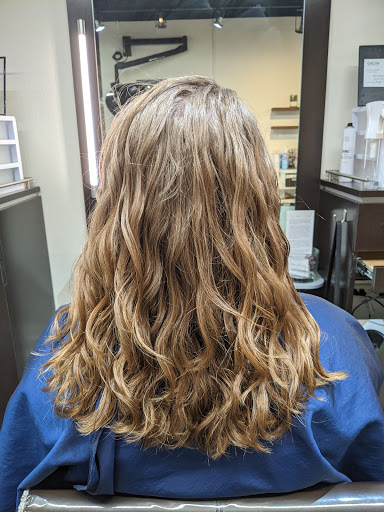 The Classic Curl Salon - Thumbnail
