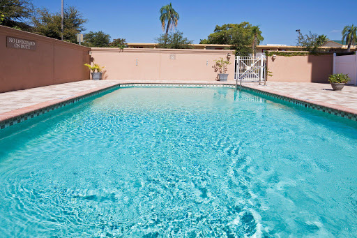 Holiday Inn Express & Suites Clearwater/US 19 N, an IHG Hotel - Thumbnail