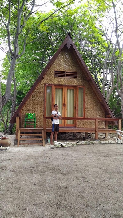 Photos of Crossing Bureau Gili labak