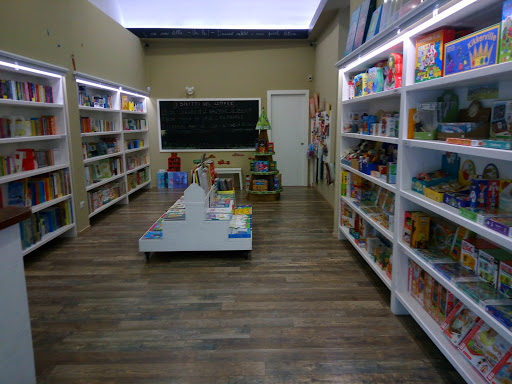 La Cinciallegra - libri e giochi