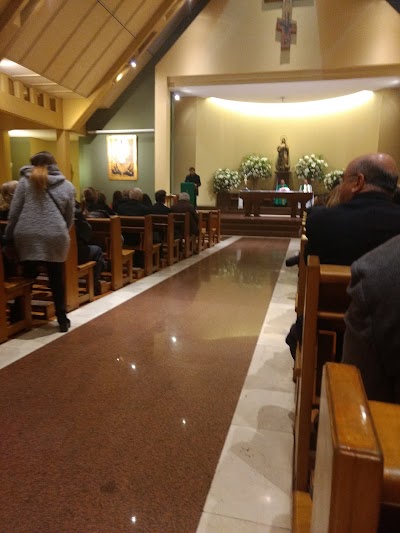Photos of Parroquia Santa Mar&iacute;a de Las Condes