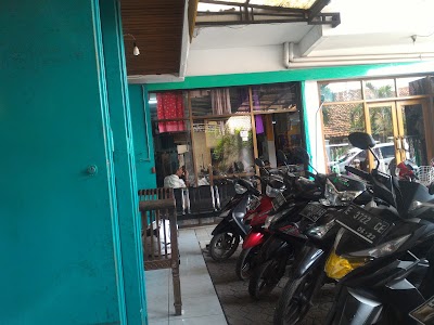 clothing-store