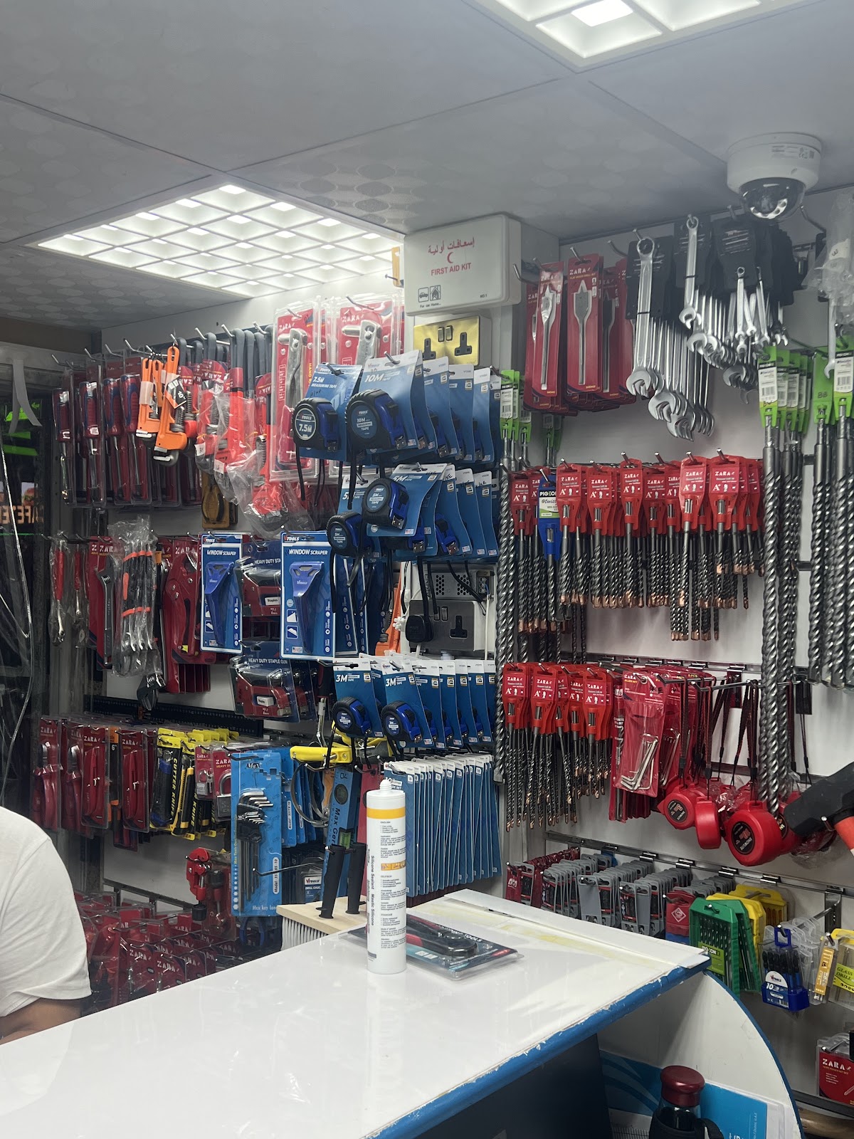 Dream Light Electricals Trading LLC - صورة 2