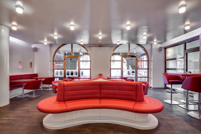 Wings Airline Bar & Lounge