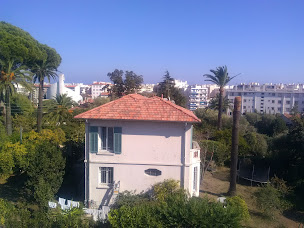 Photo n°1 de Sgard Toiture à Antibes (Couvreur)