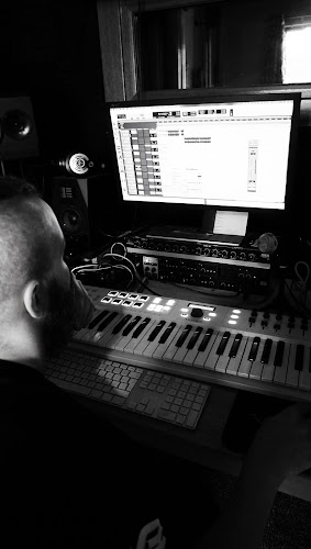 http://www.tribalkingstudio.com/