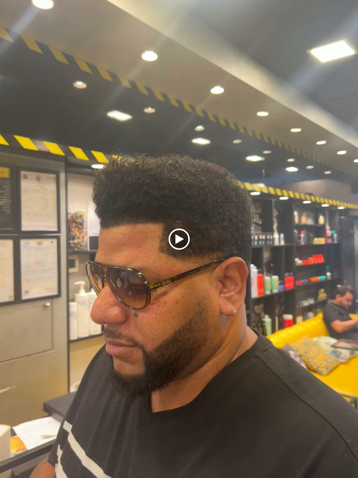 حلاق رجالي - صورة 2