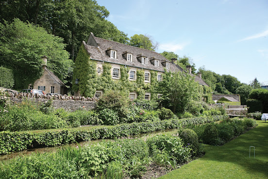 The Swan Hotel, Bibury by null