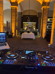 Photo n°2 de AMC Animation Sonorisation à Tourcoing (Disc-jockey)