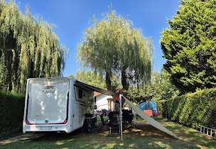 Photo n°35 de Camping du Haut-Rhône à Seyssel (Piscine)