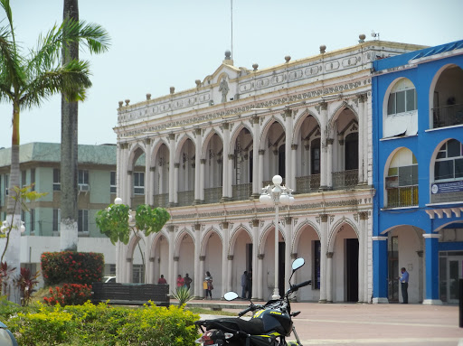 Parque Central Gral. Marcos Carrillo Herrera Logo