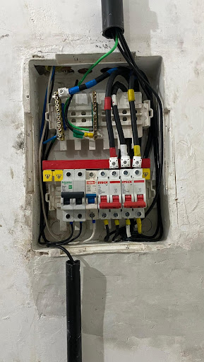 Eletricista Aracaju - Igor Martins