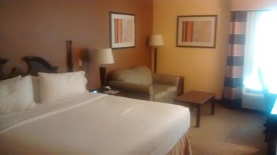 Photos of Holiday Inn Express & Suites Milton East I-10