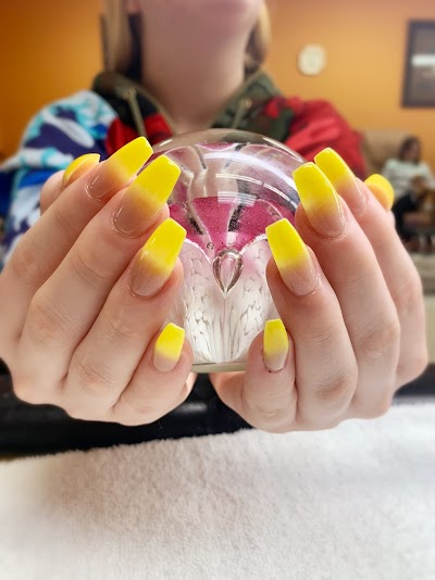 Apple Nails