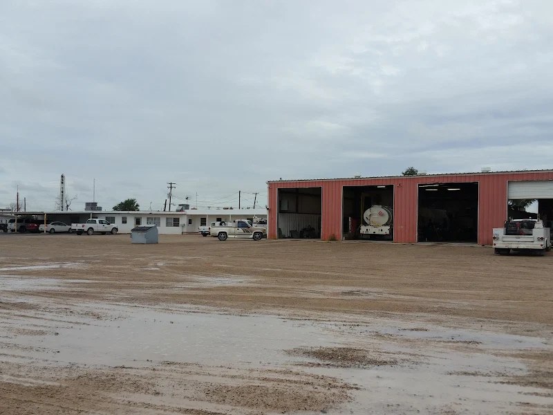 M & M Truck Center Inc photo