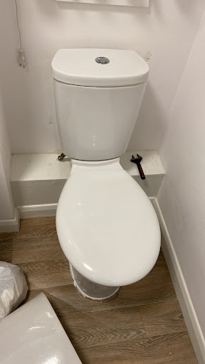 HQ Plumbing service slough - Thumbnail