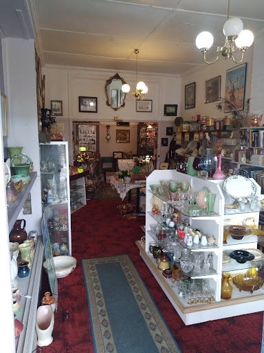 Amaroo Antiques & Art - Thumbnail
