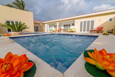 Photos of Aruba`s Bakval Suites